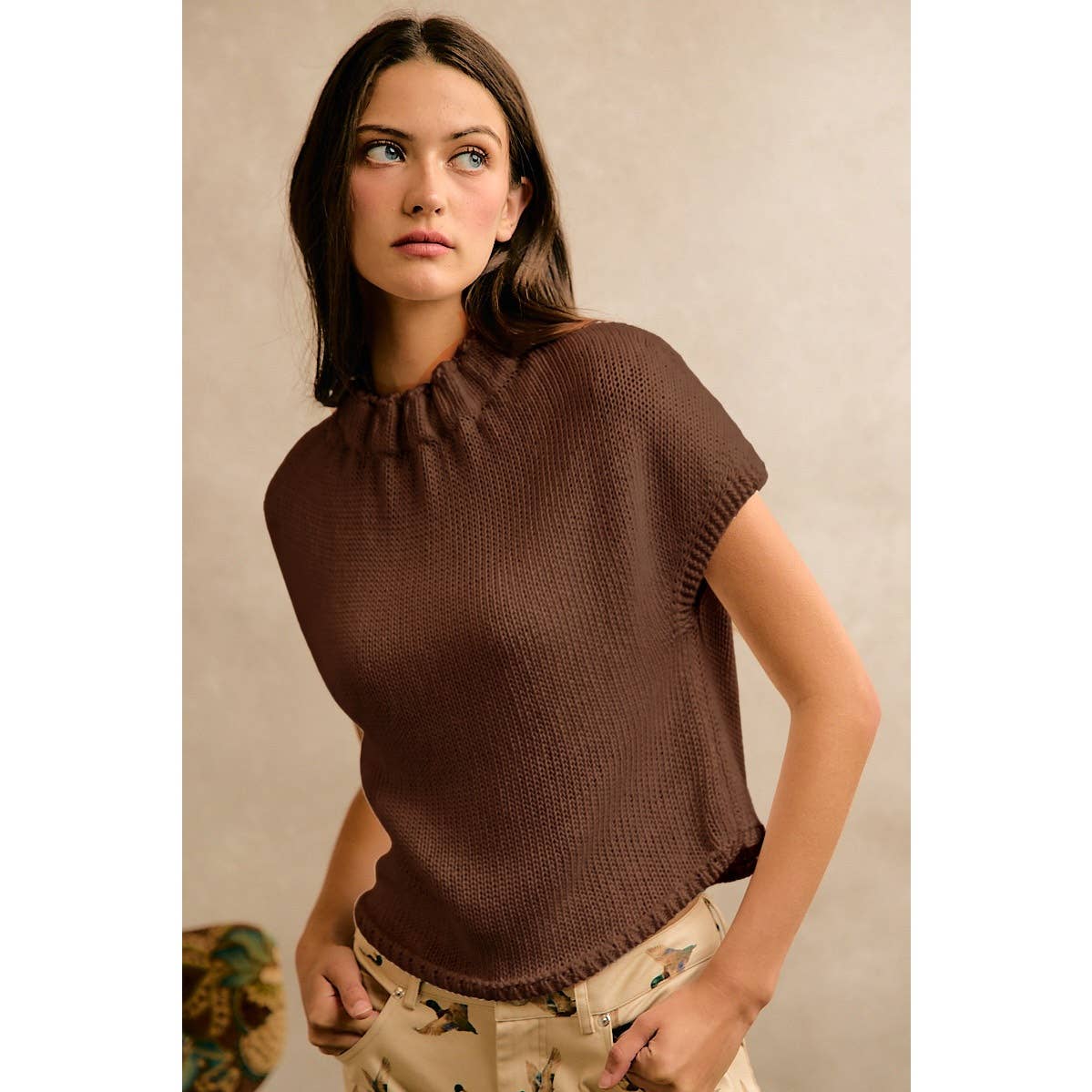 HIGH NECK CAP SLEEVE KNIT VEST