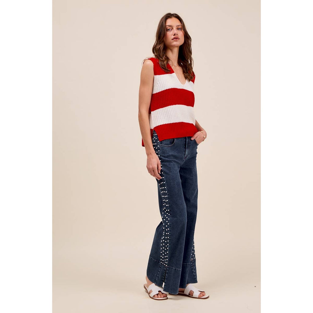 MID RISE FLARE BOTTOM DENIM JEANS WITH SIDE PEARL