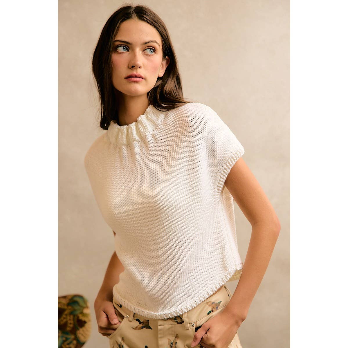 HIGH NECK CAP SLEEVE KNIT VEST