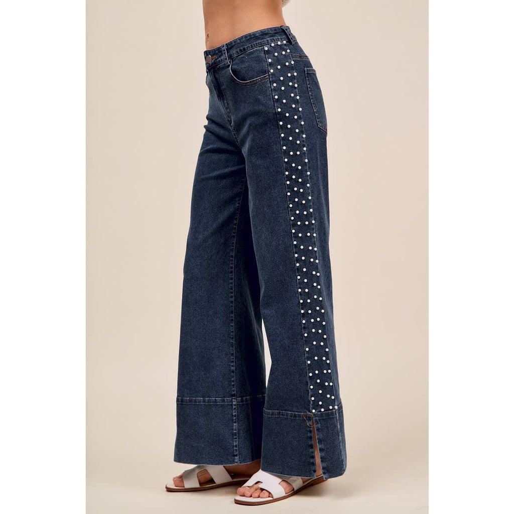 MID RISE FLARE BOTTOM DENIM JEANS WITH SIDE PEARL