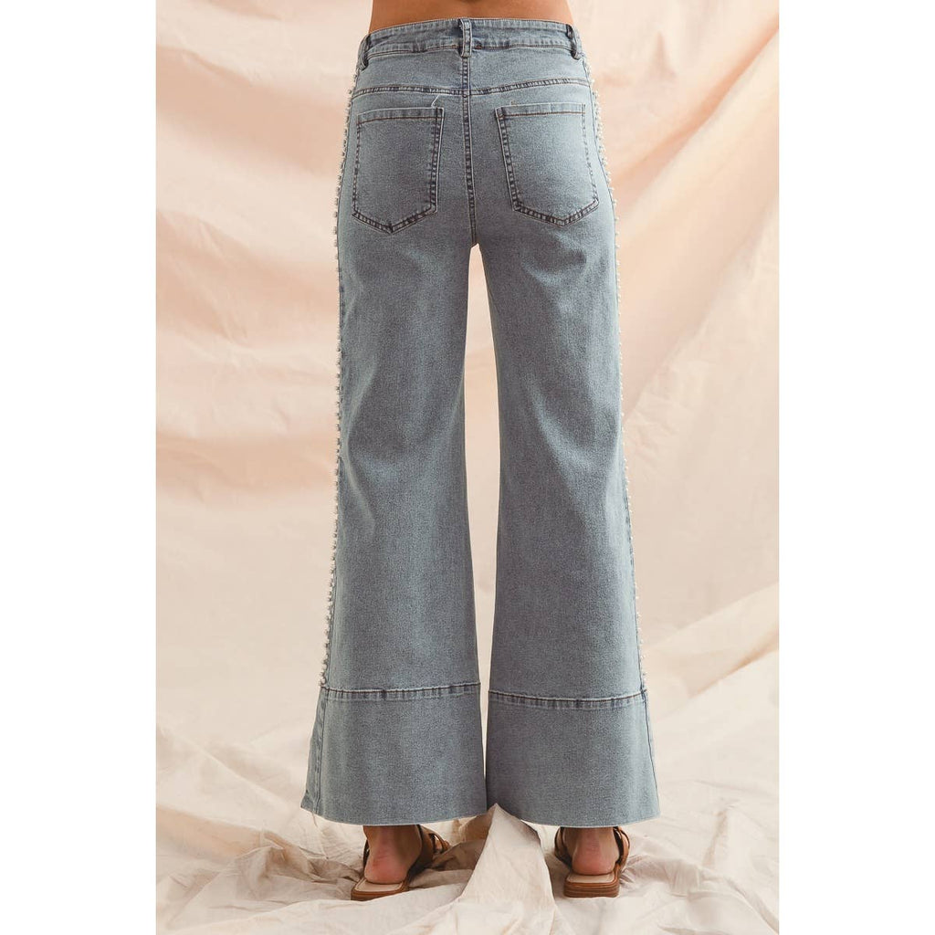 MID RISE FLARE BOTTOM DENIM JEANS WITH SIDE PEARL