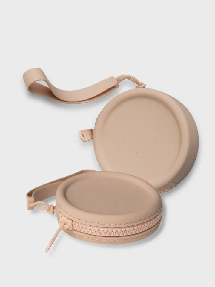 Pasties with Silicone Travel Case
