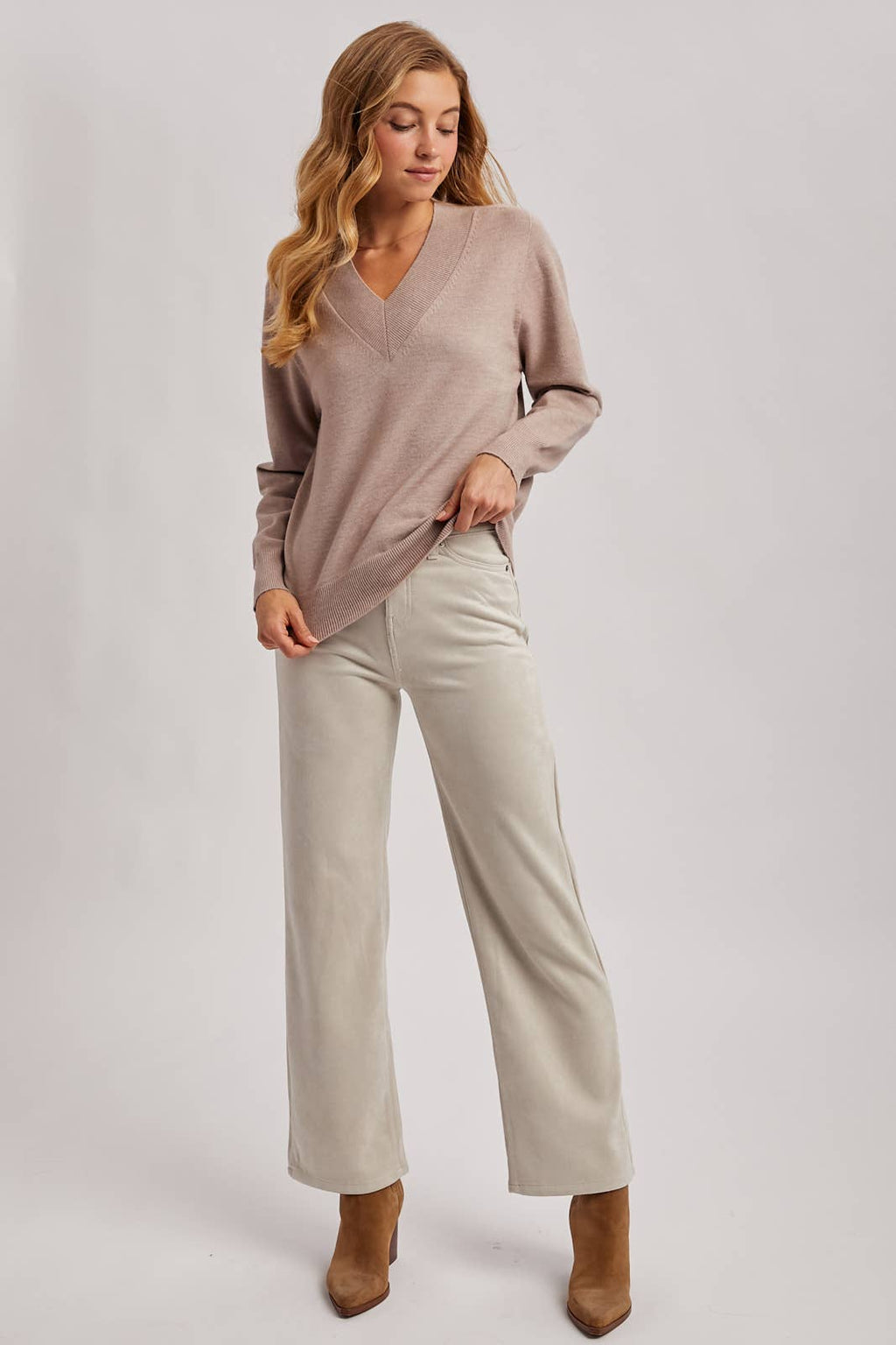 WHOLEGARMENT RIBBED V-NECK KNIT SWEATER