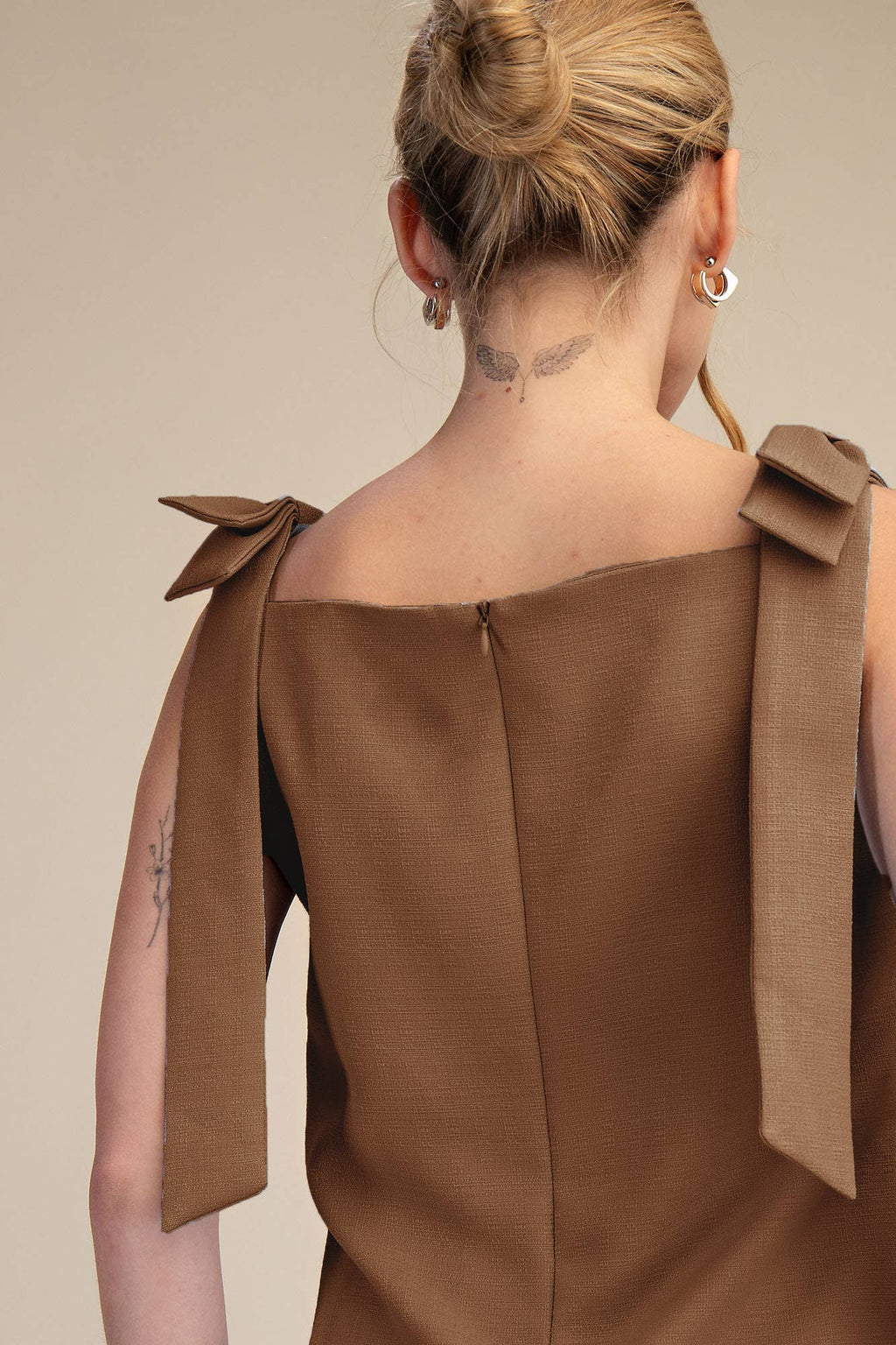 Bow Sleeveless Textured Mini Dress