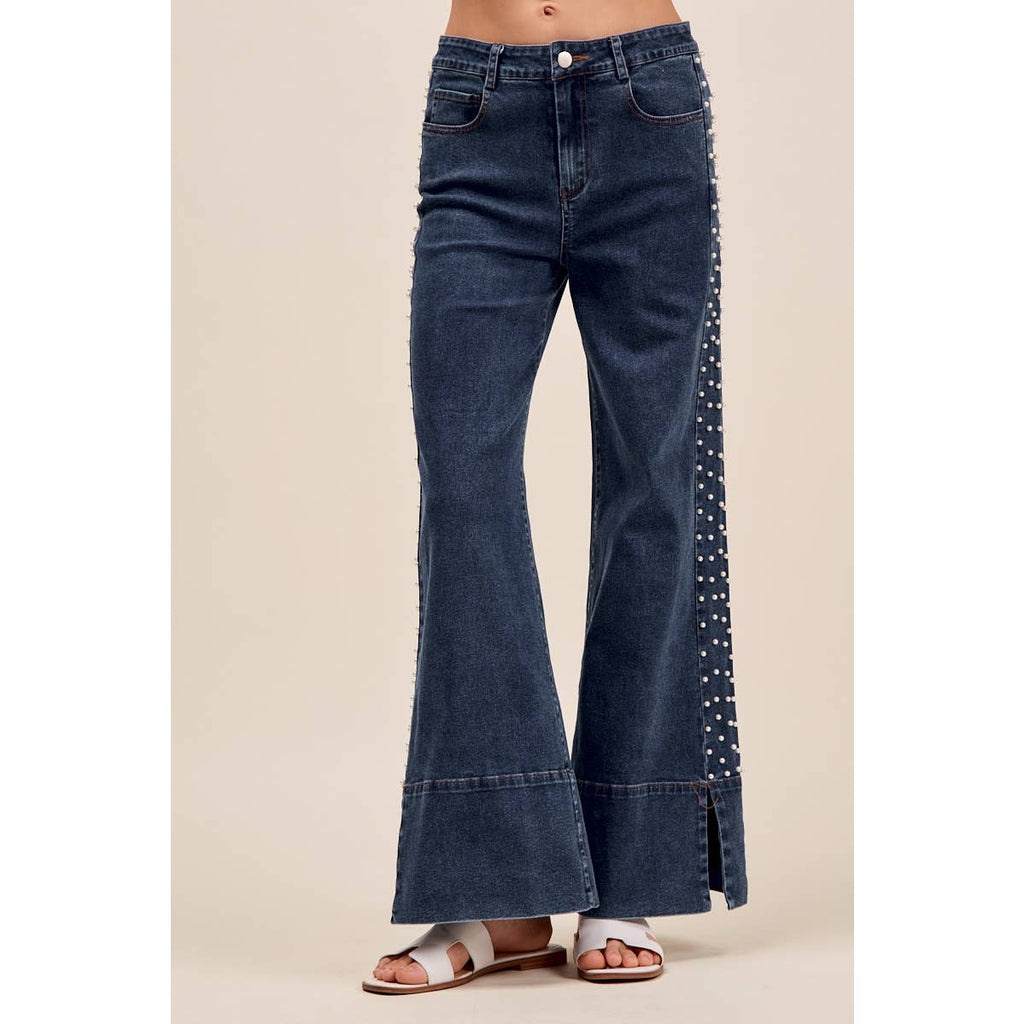 MID RISE FLARE BOTTOM DENIM JEANS WITH SIDE PEARL