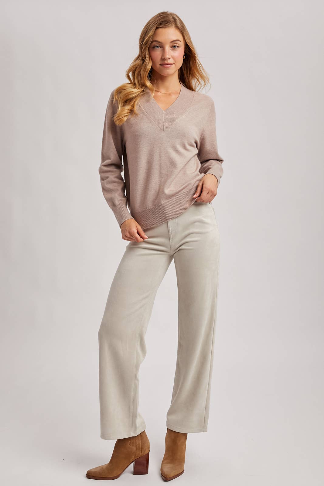 WHOLEGARMENT RIBBED V-NECK KNIT SWEATER