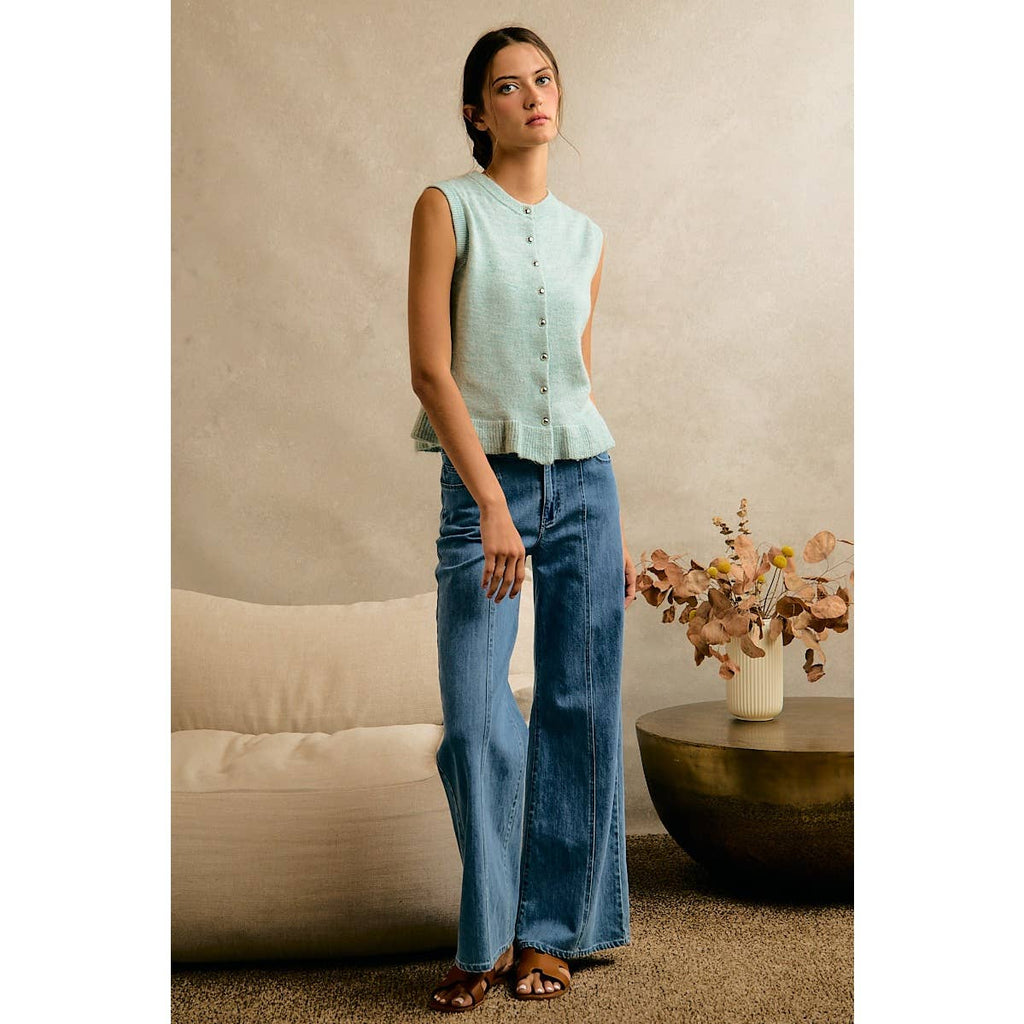 BUTTON FRONT RUFFLE TRIM HEM KNIT VEST