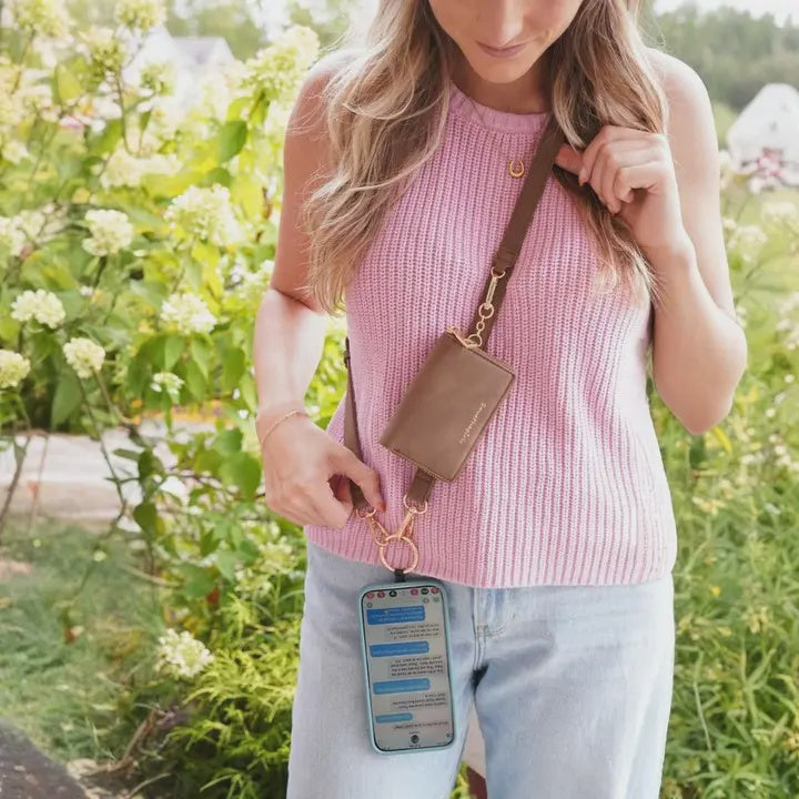 Clip & Go Strap W/Pouch Brushed Vegan Leather